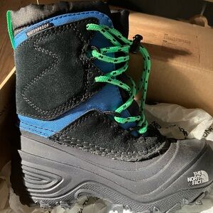 The North Face Kids Black and Blue Snow Boots Size 10 Toddler